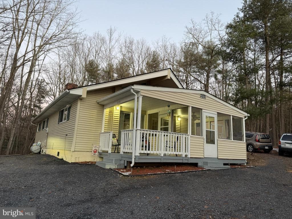 359 Straton Way photo 1