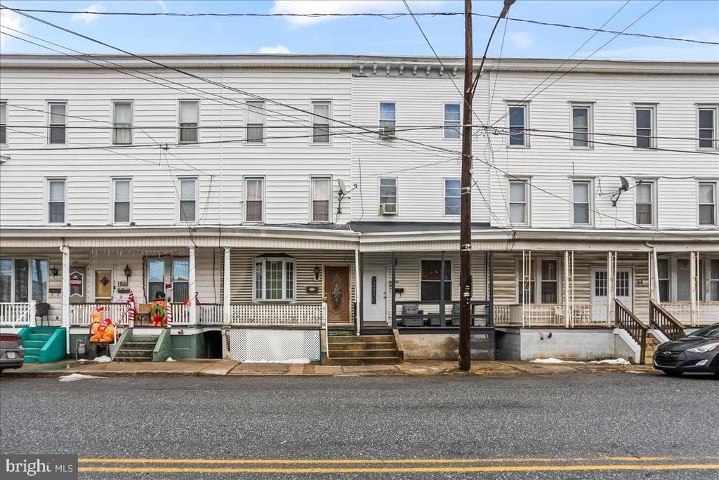 36 S Coal Street photo 1