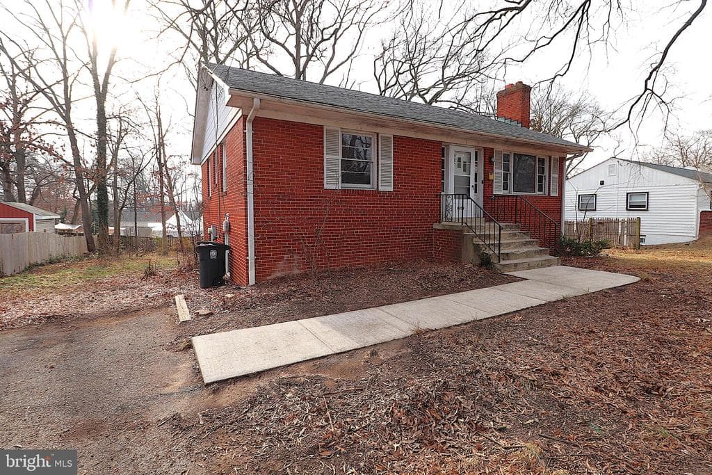 9359 Worrell Avenue photo 1