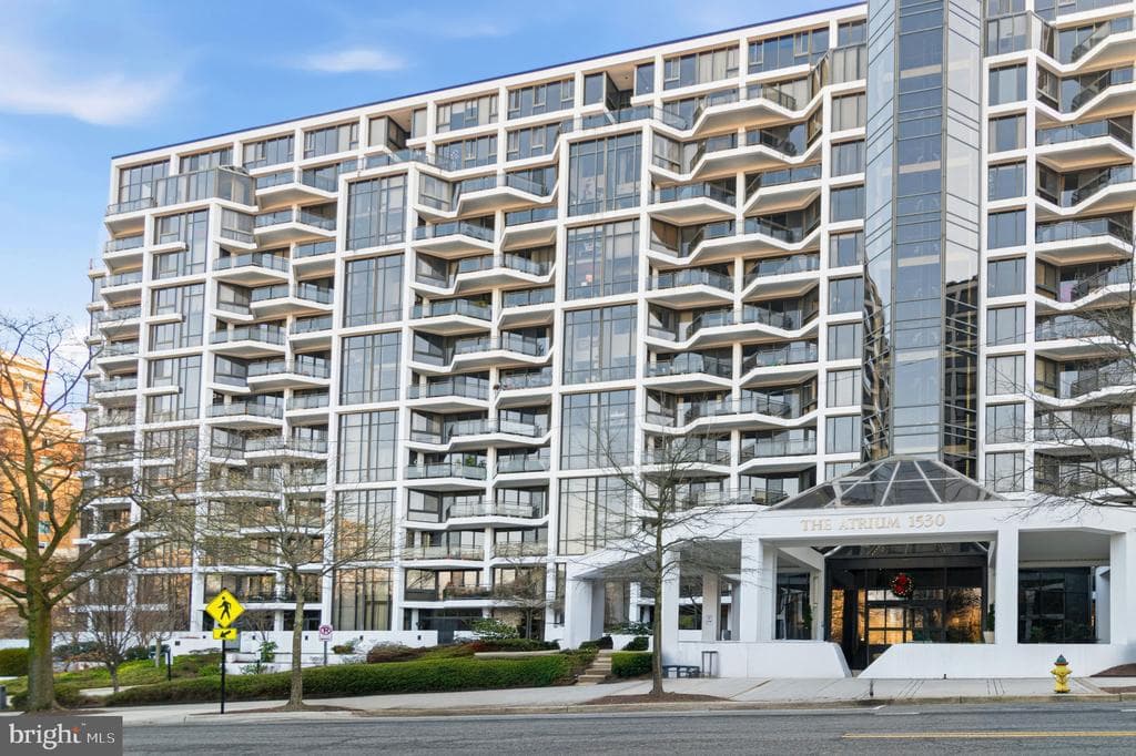1530 Key Boulevard #514 photo 1