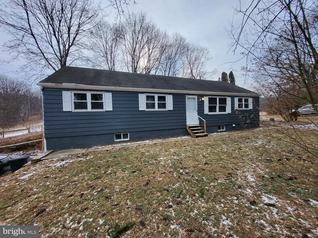 268 Birch Hill Road photo 1