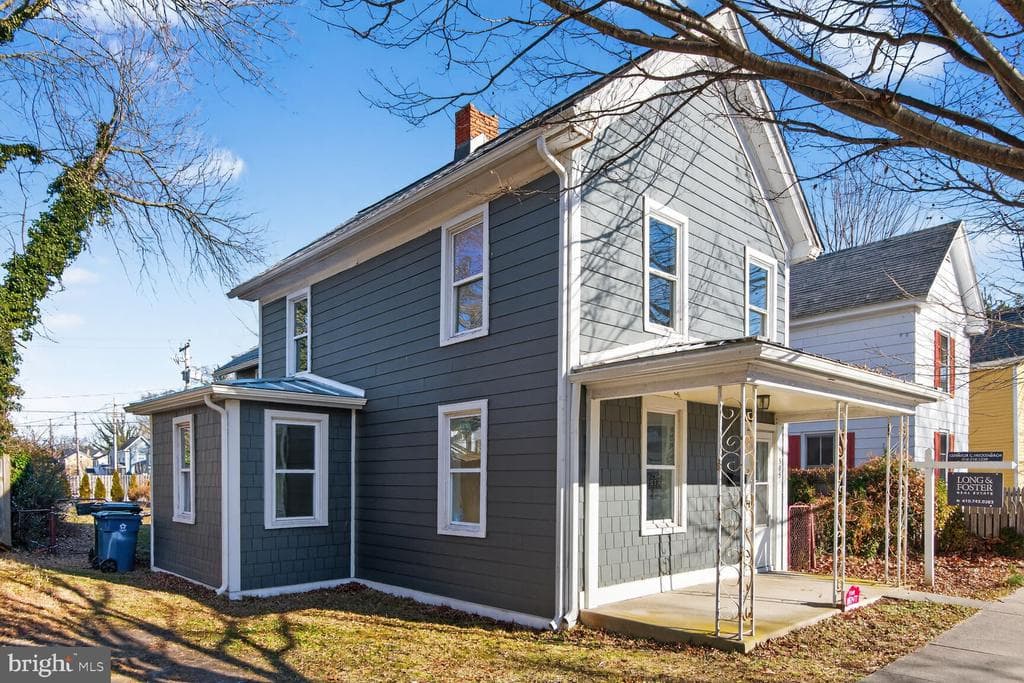 305 Brookletts Avenue photo 1