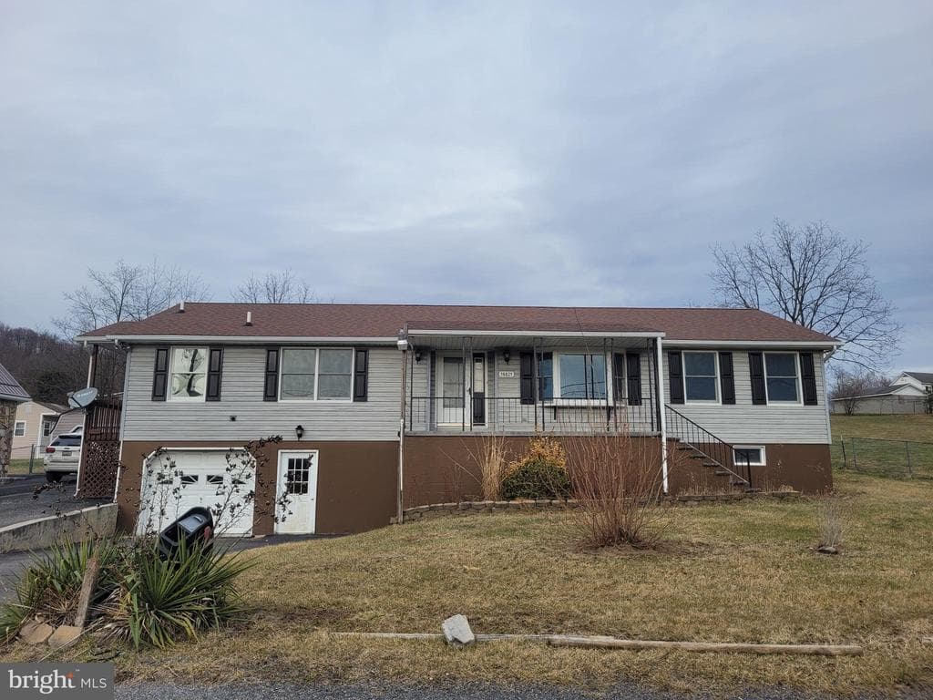 16821 Porter Road NW photo 1