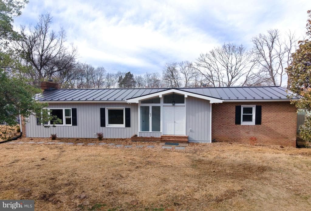 52 Golden Maple Lane photo 1