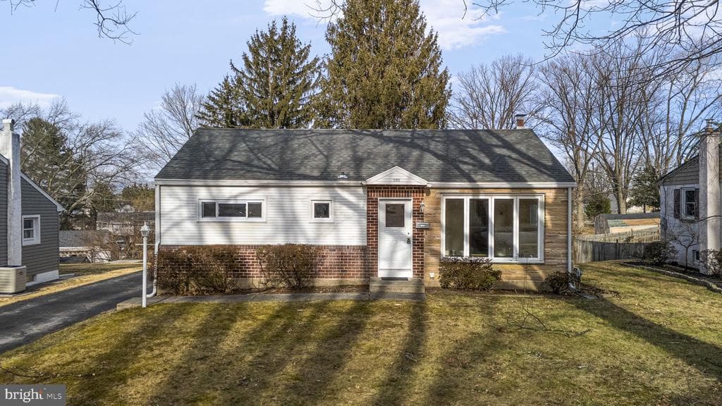 503 W Anderson Avenue photo 1