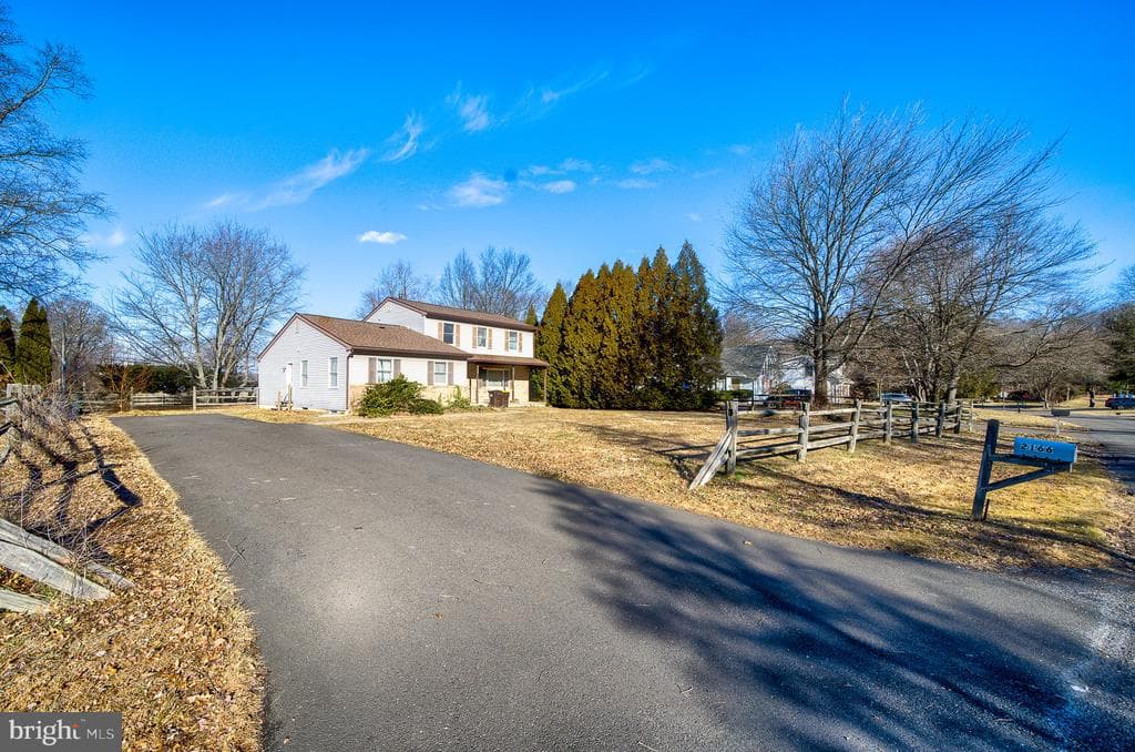 2166 Wayne Drive photo 1