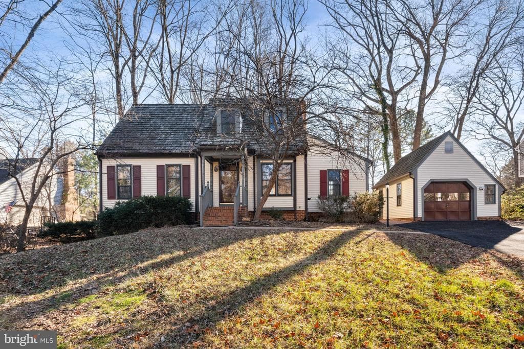 7087 Westmoreland Drive photo 1