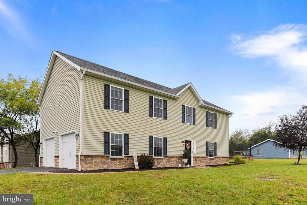 3618 Hickory Court photo 1