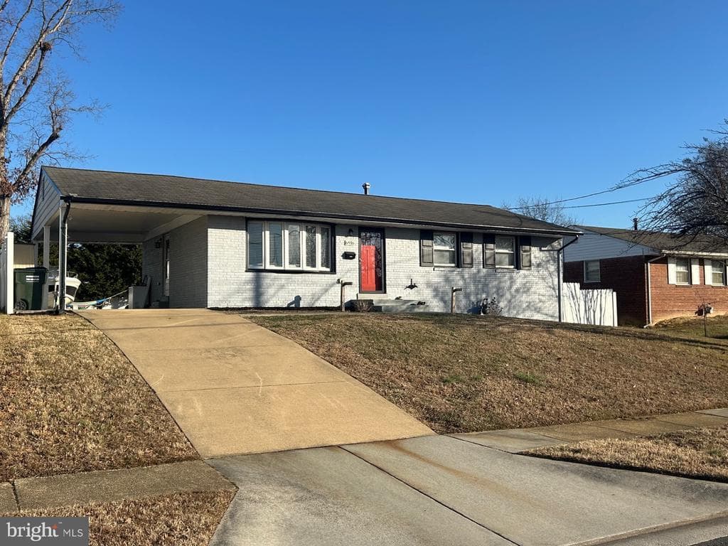 6916 Ruskin Street photo 1