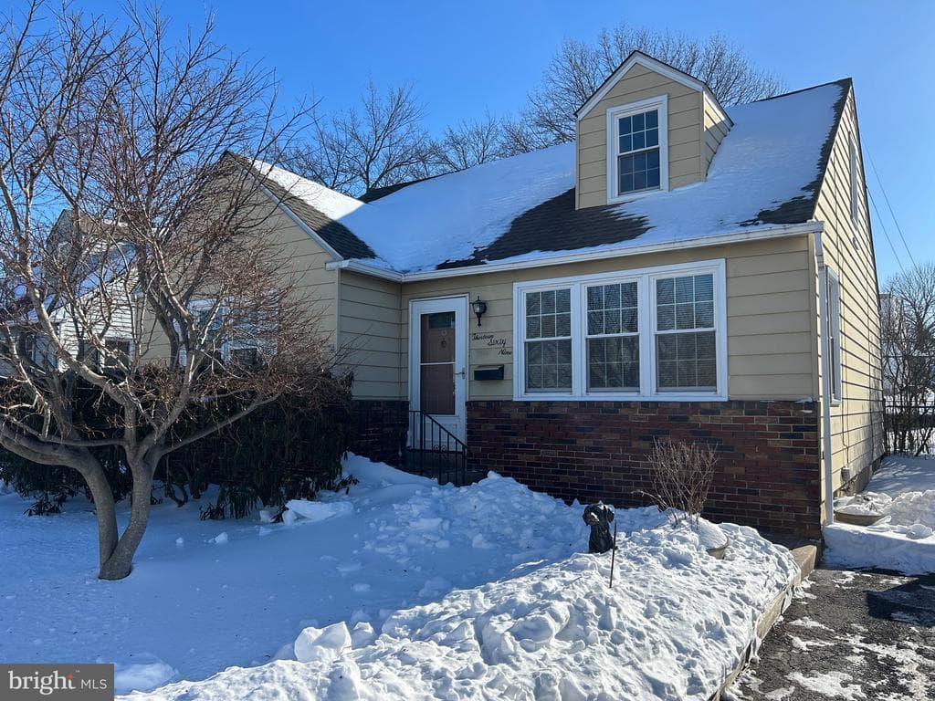 1369 Birchwood Avenue photo 1