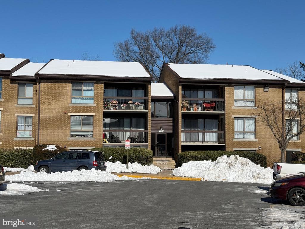 545 Florida Avenue #203 photo 1