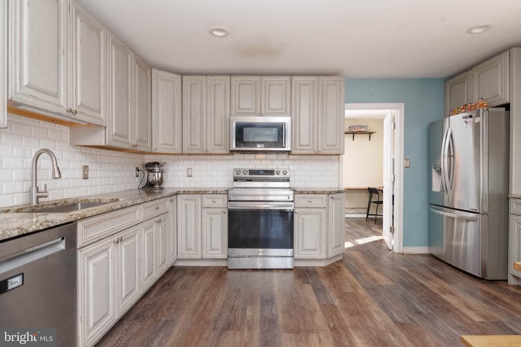 1628 N Bend Road photo 1
