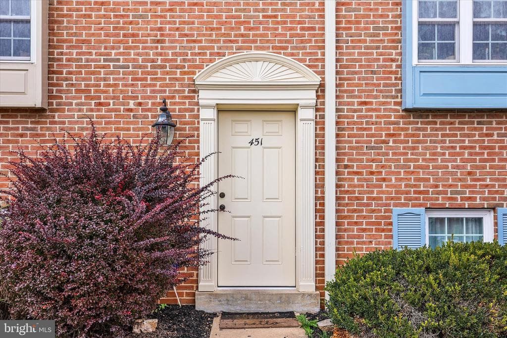 451 Weldon Drive #451 photo 1