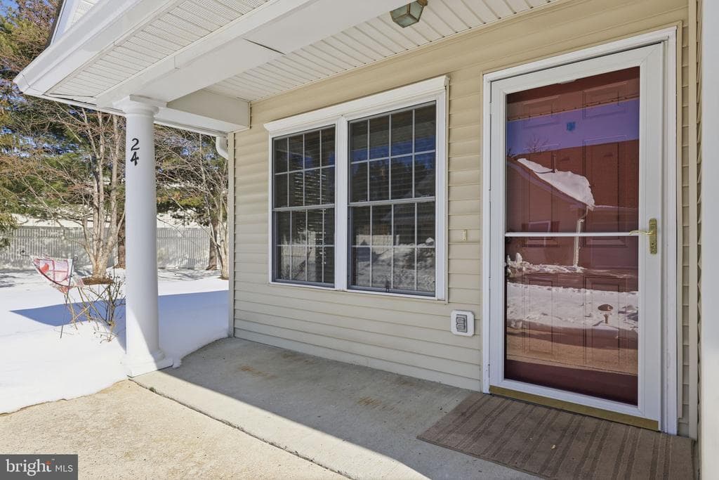 24 Avenrowe Court photo 1