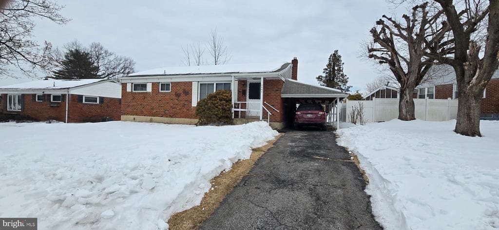 2463 S Lumber Street photo 1