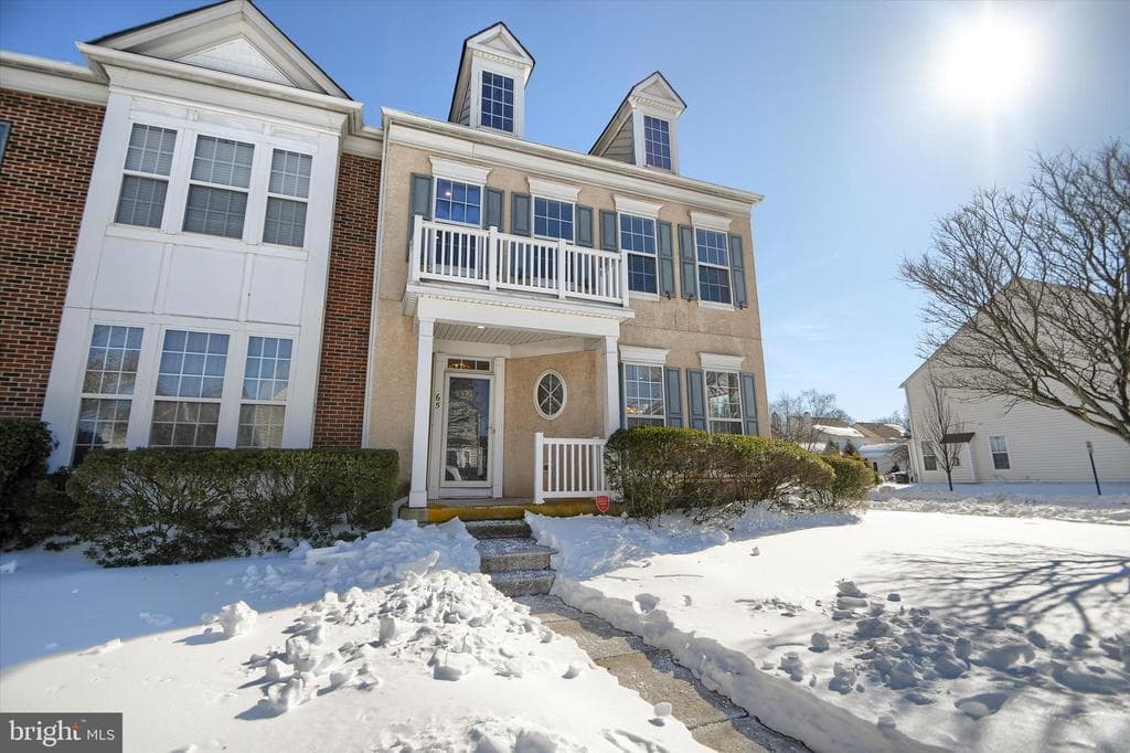 65 Williams Drive photo 1