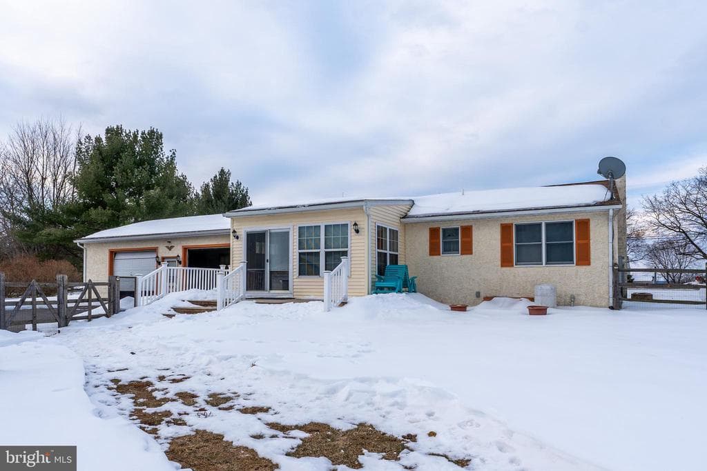 476 Evans Road photo 1