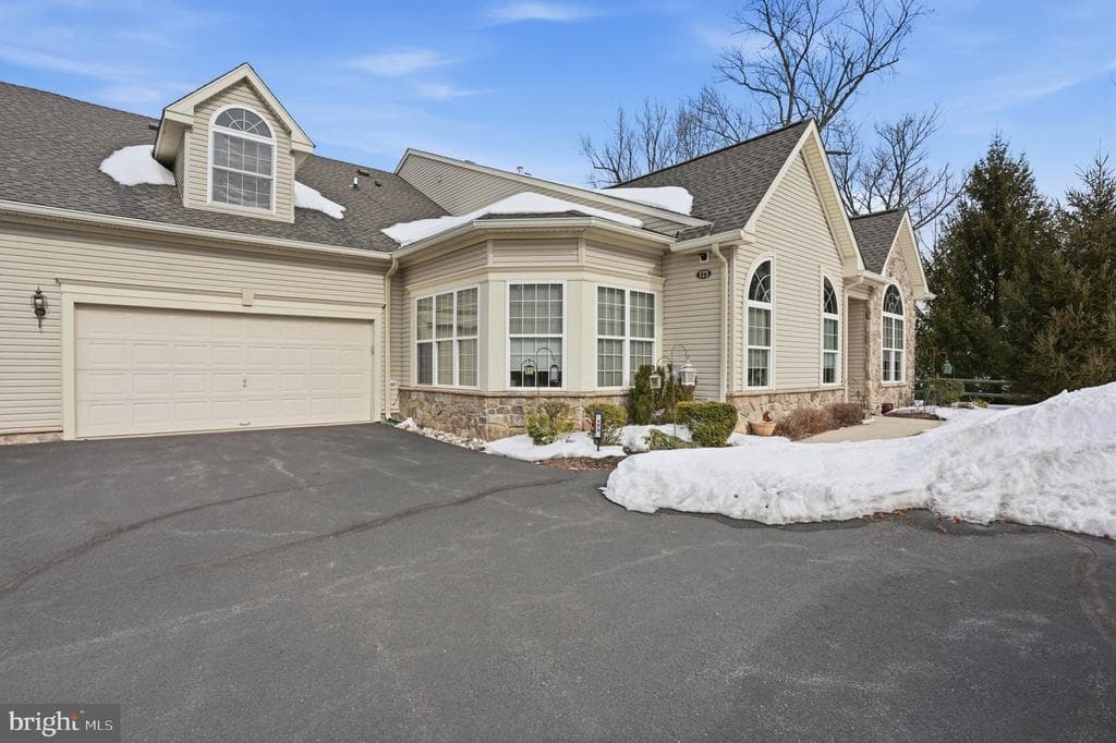 173 Villa Drive #100 photo 1