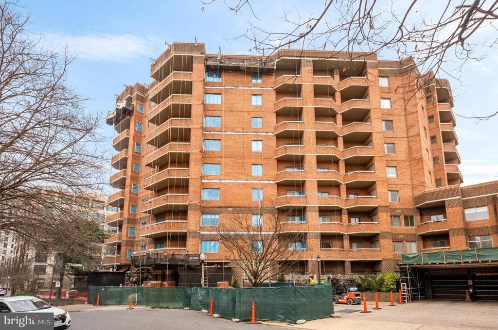 1050 Stuart Street N #716 photo 1