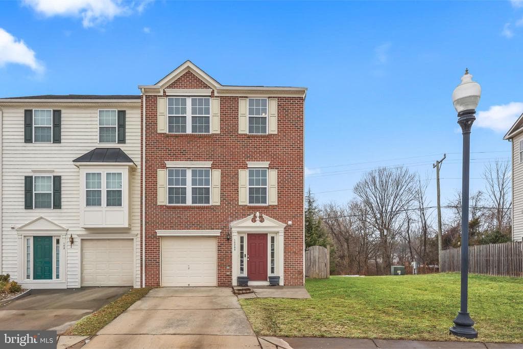 10260 Whitworth Lane photo 1