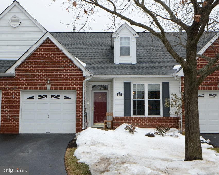 443 Ruth Court photo 1