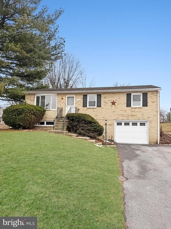 16835 Petmar Circle photo 1
