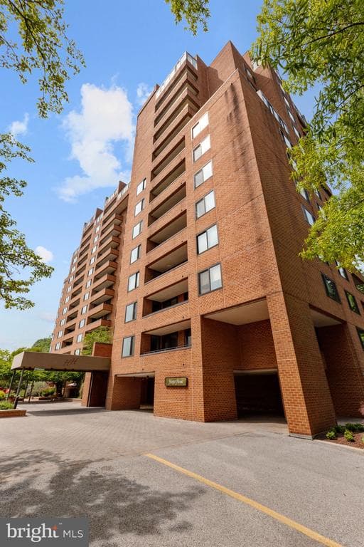111 Hamlet Hill Road #406 photo 1