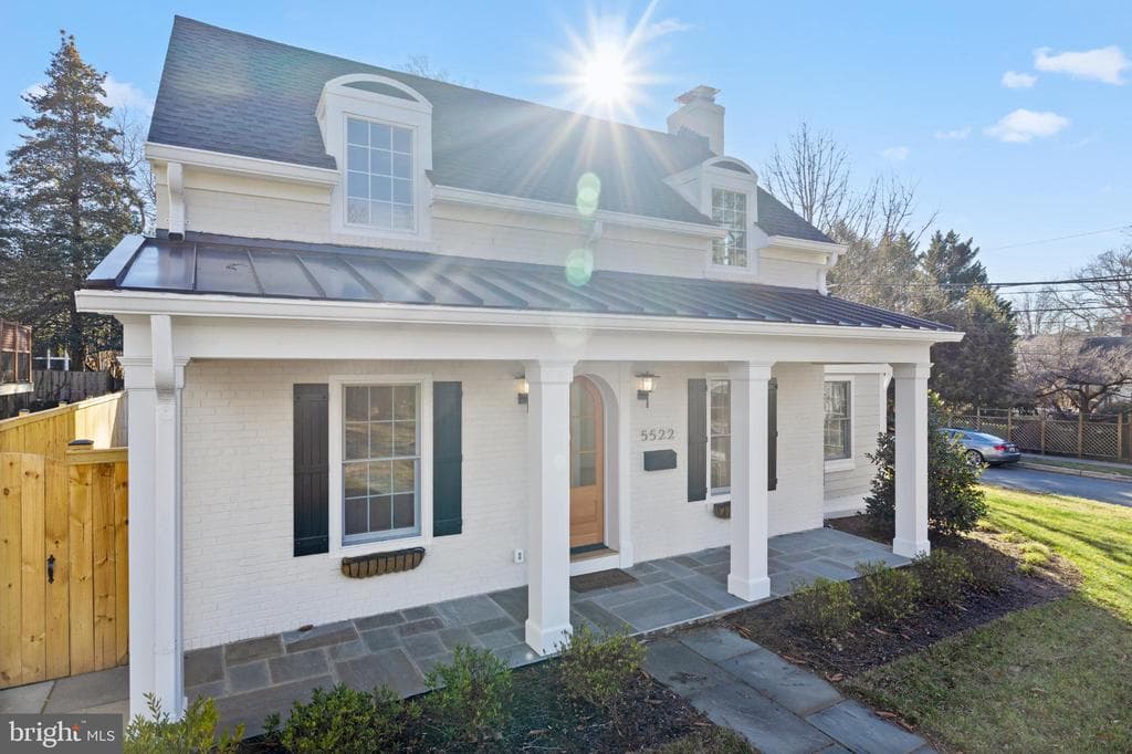 5522 Lincoln Street photo 1