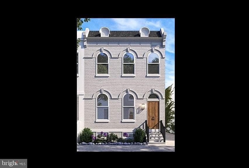 207 S Alfred Street S photo 1