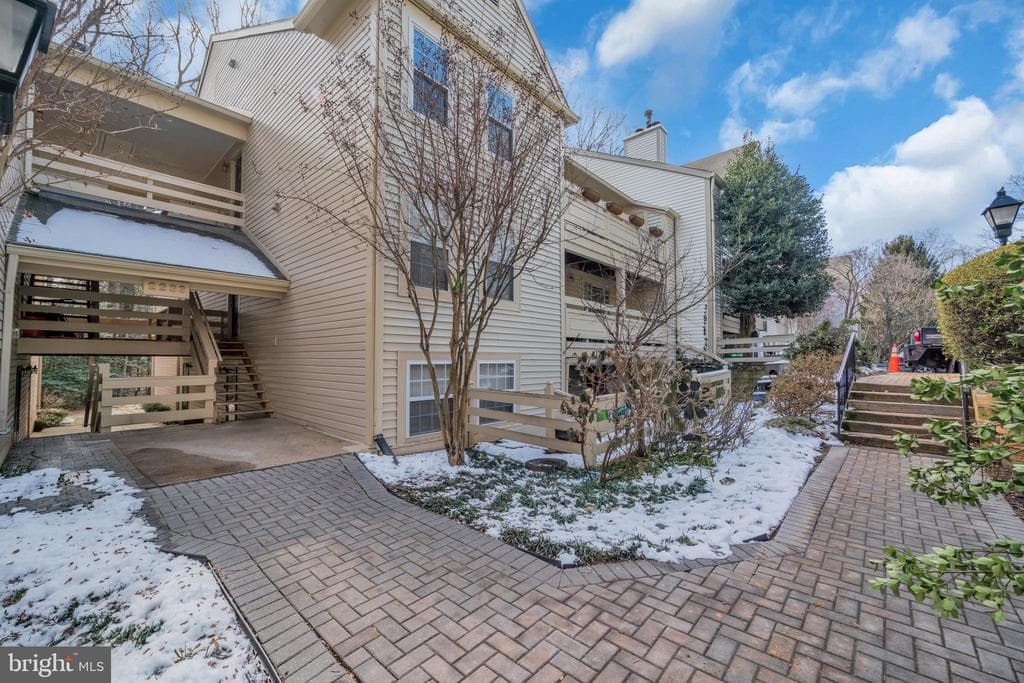 2233 Lovedale Lane #l photo 1