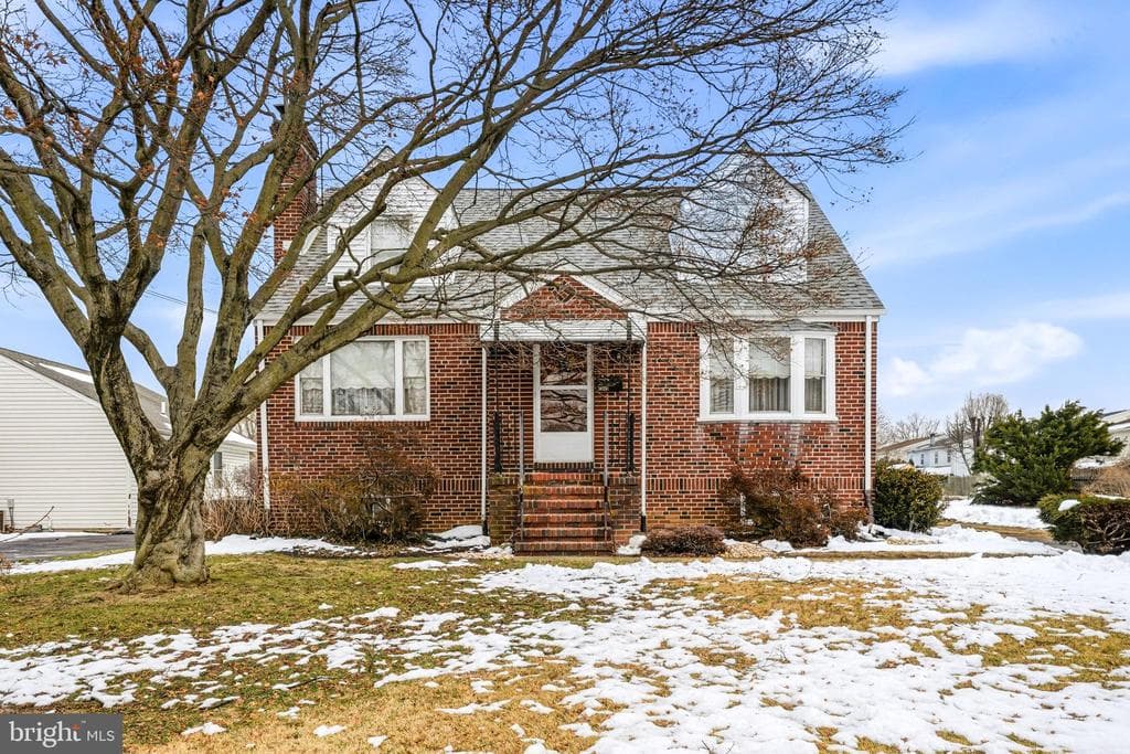 1445 Rhawn Street photo 1