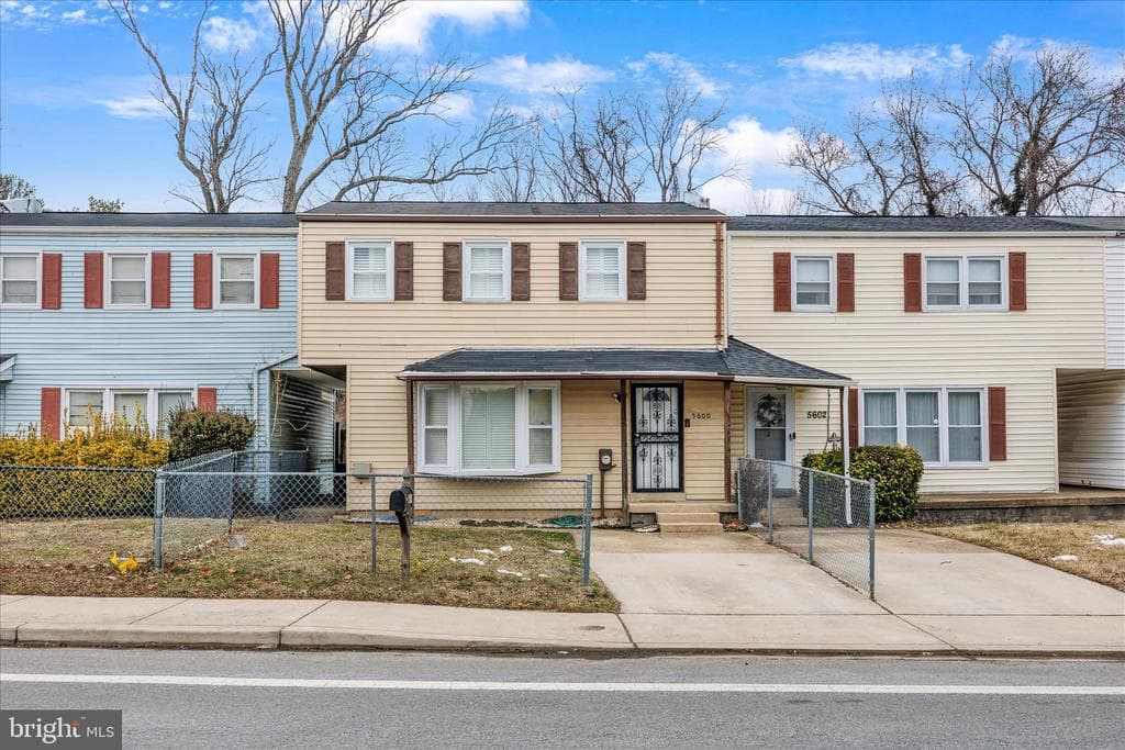 5600 Walker Mill Road photo 1