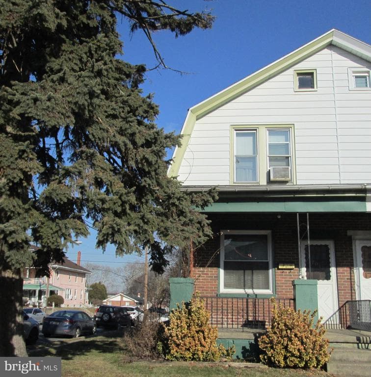 701 Alton Avenue photo 1