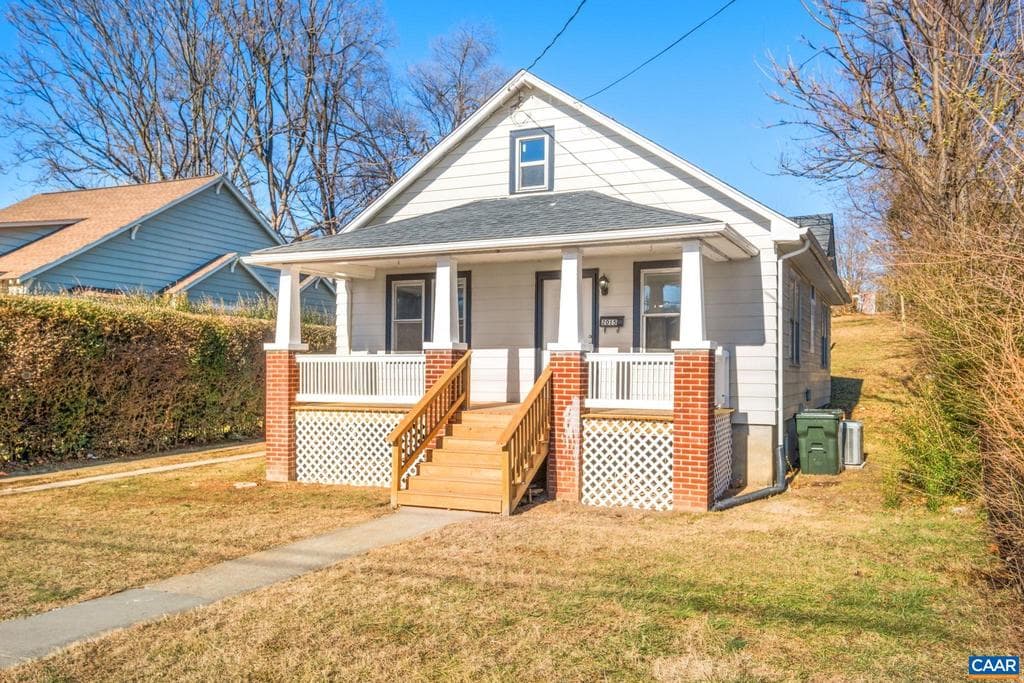 2015 W Beverley St photo 1