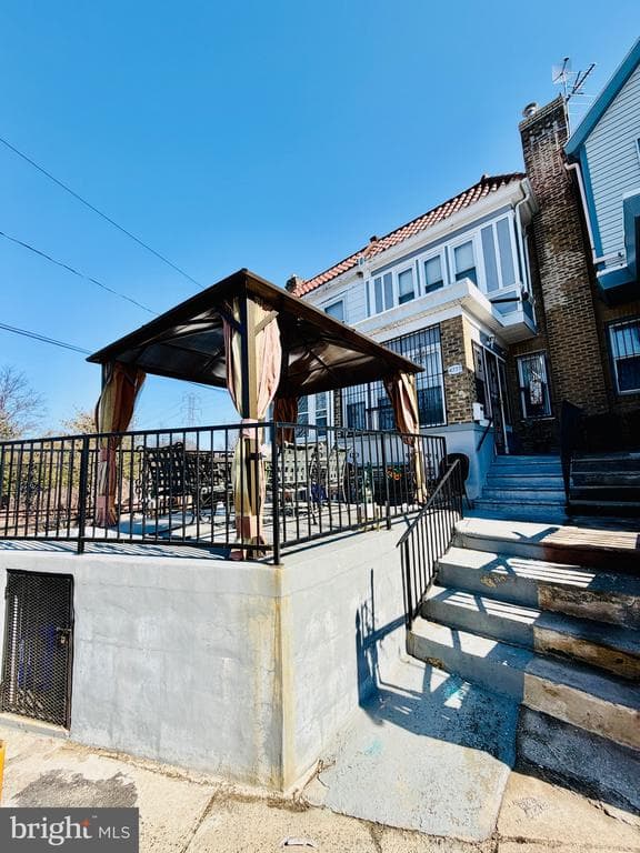 4777 Tampa Street photo 1