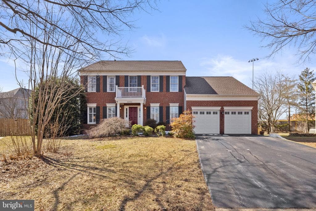 43745 Mccollough Court photo 1