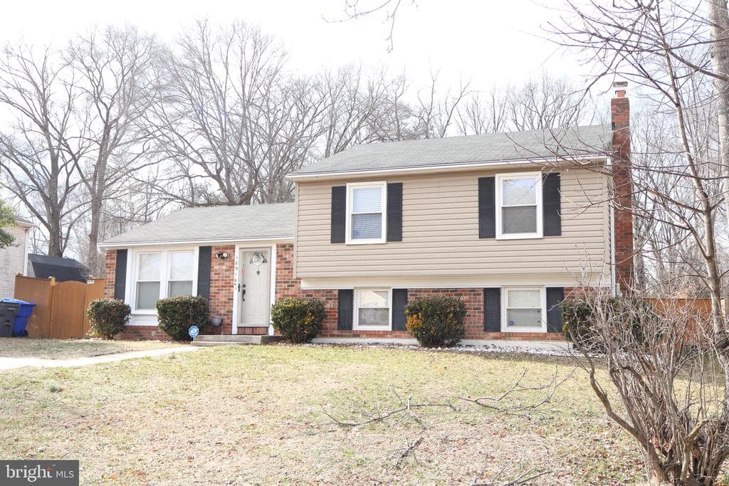 10916 Bridle Path Circle photo 1