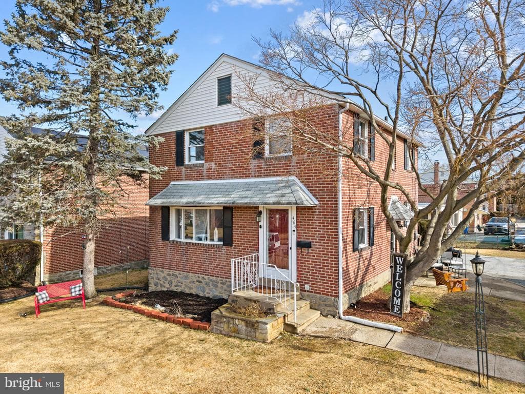 409 W Grays Avenue photo 1