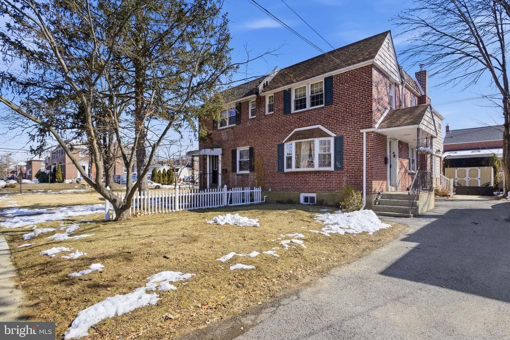326 E Rodgers Street photo 1