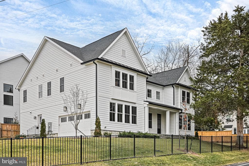 6447 Tucker Avenue photo 1