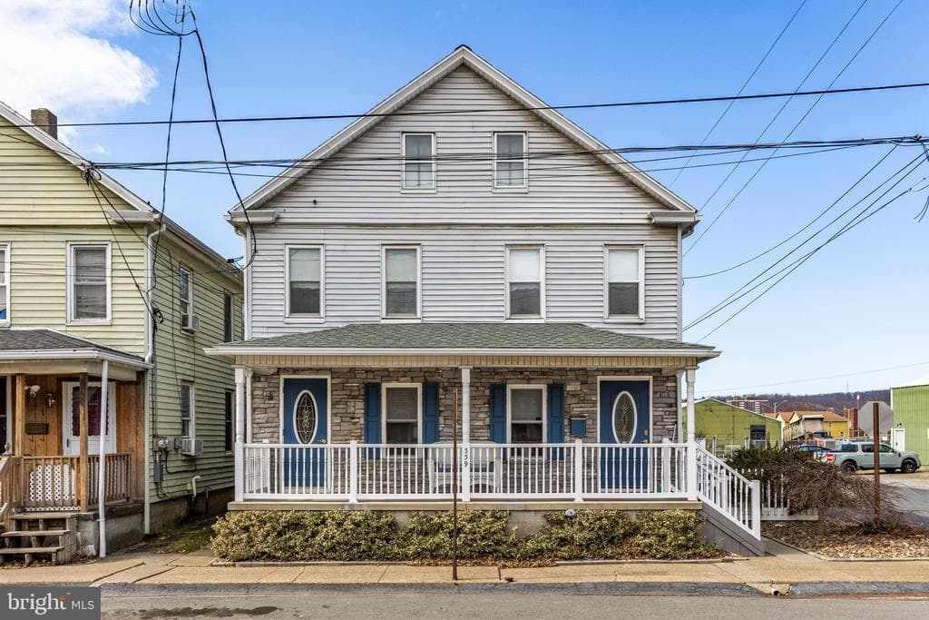 337 - 339 S 10th Street photo 1