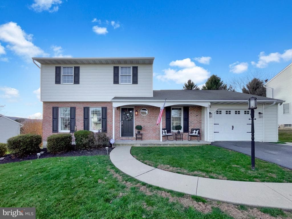 192 Faith Drive photo 1