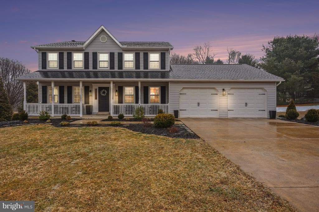 655 Red Fox Court photo 1