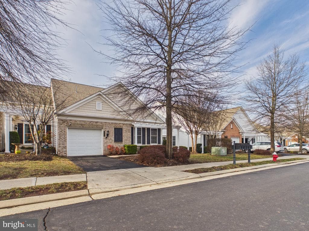 44420 Sunset Maple Drive photo 1