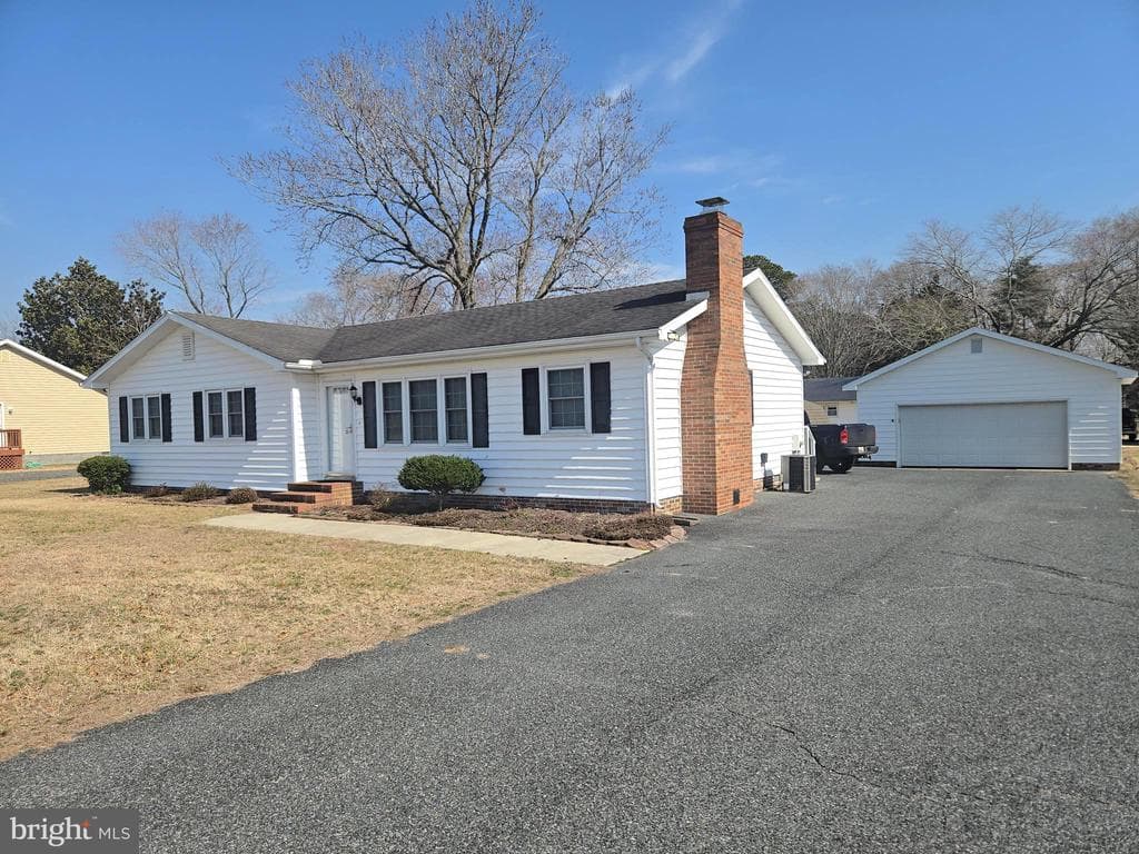 415 Beaglin Park Drive photo 1