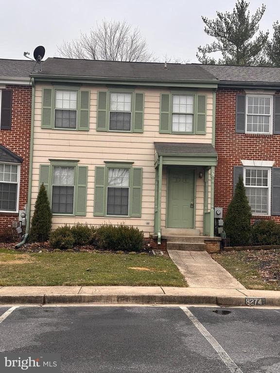 8274 Black Haw Court photo 1