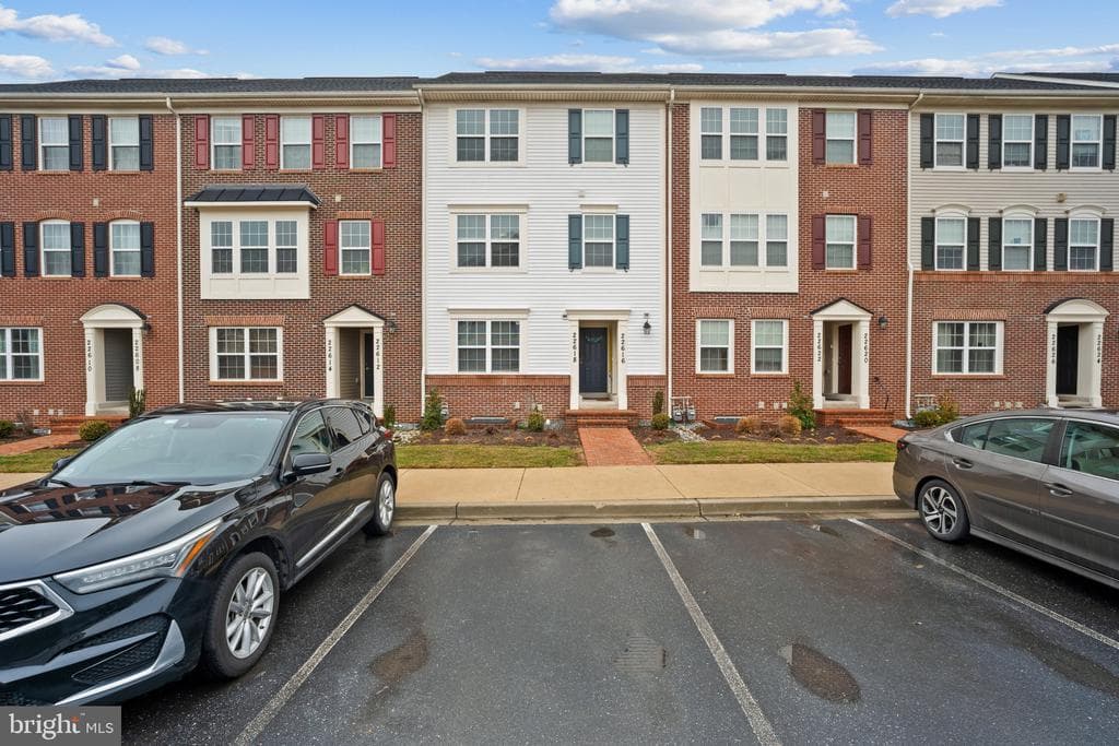 22616 Majestic Elm Court #58 photo 1