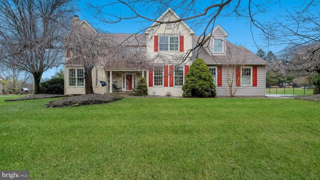104 Conrad Lane photo 1