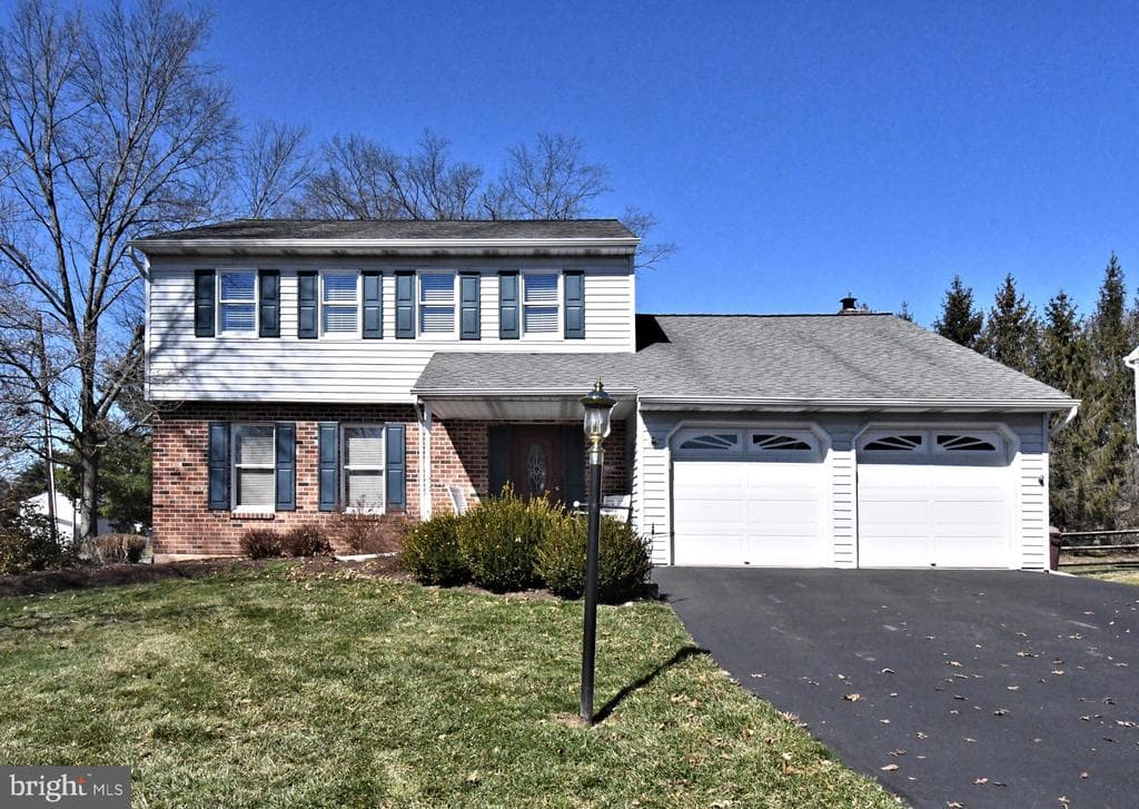 700 Alexander Drive photo 1