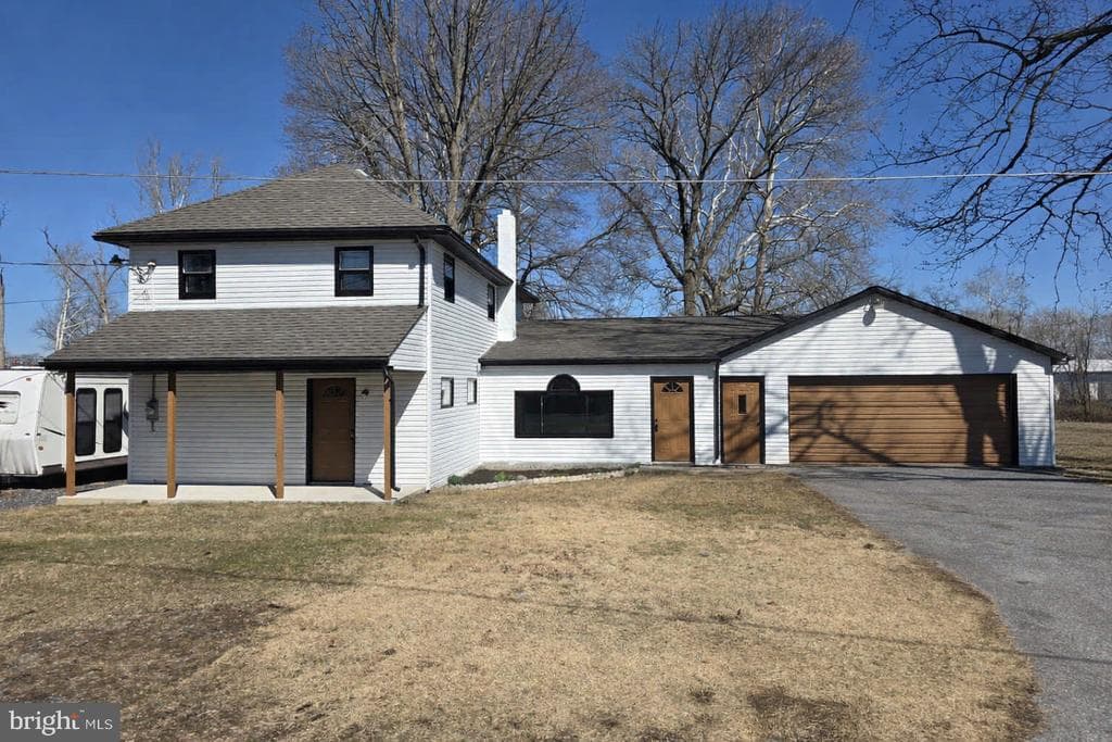 303 York Road photo 1